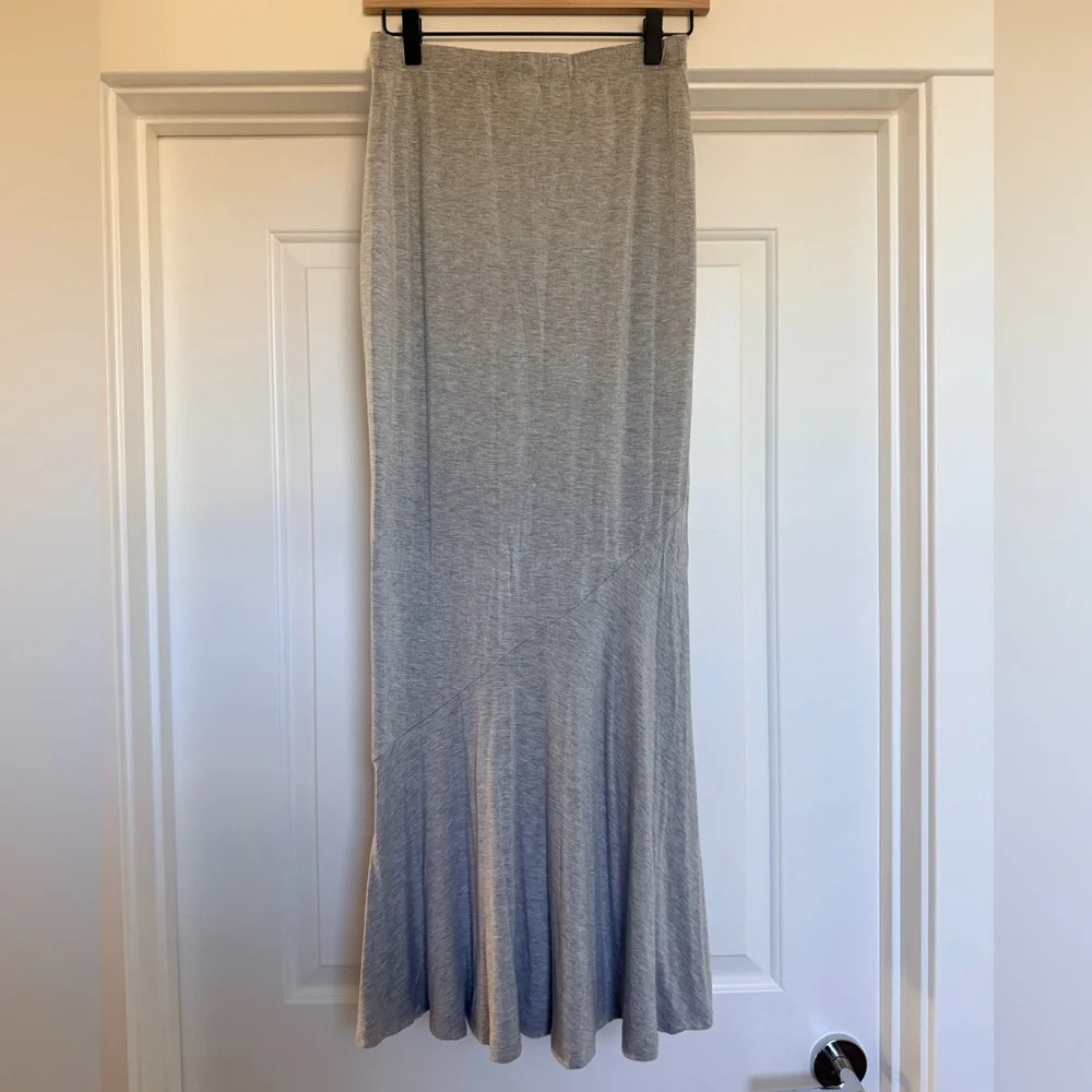 Mossimo Supply Co. Heather Gray Maxi Skirt - Picture 2 of 3